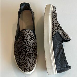THE FLEXX - Leopard slip ons, 9, black leather accents